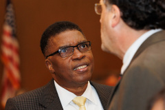 SBrowardBar_PresInstall22_JBlautPhoto-5205